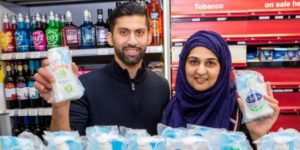Muslim Couple Gives Away Free Facemasks and Sanitizer in Scotland Amidst Coronavirus Panic.